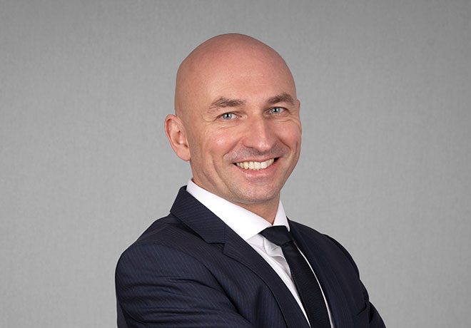 adwokat i notariusz Piotr Suminski